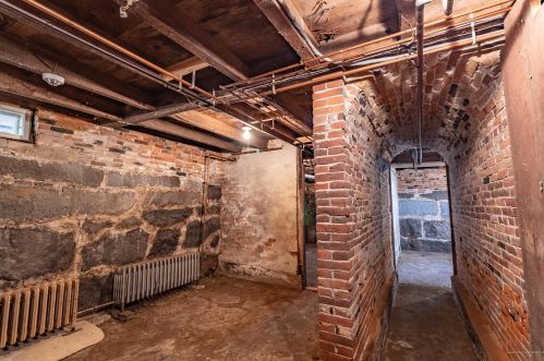 39 Cole Rd, Sumner ME  04292-3447 exterior