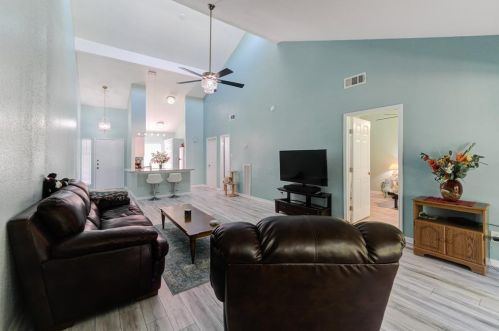 152 April Pt Dr, Montgomery TX 77356-8873 exterior