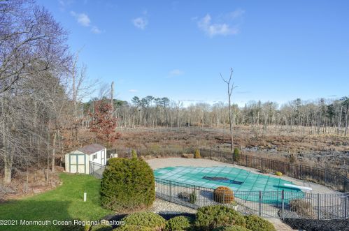 17 Cottonwood Dr, Jackson Twp NJ 08527-4940 exterior