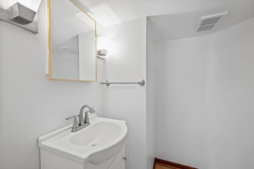 309 Highland Pne Ct, Pittsburgh PA 15237-2019 exterior