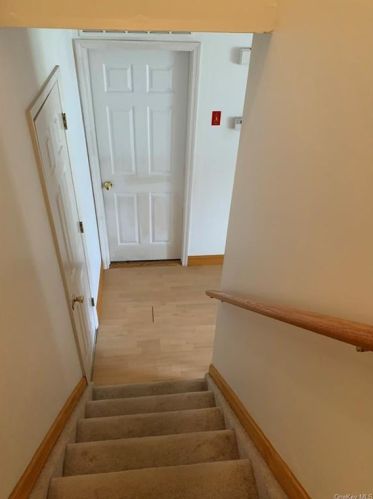 32 Jimal Dr, Middletown NY 10940-3650 exterior