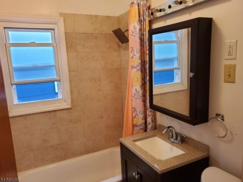 71 Chestnut Ave, Irvington NJ  07111-4604 exterior