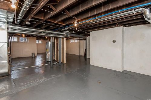 6153 Tennessee Ave, Saint Louis MO 63111-2324 exterior