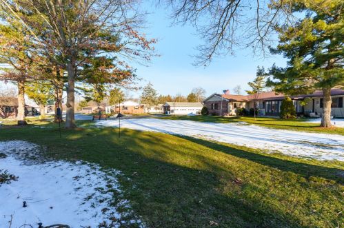 5190 Grn Mdw Rd, Kalamazoo MI 49009-1262 exterior