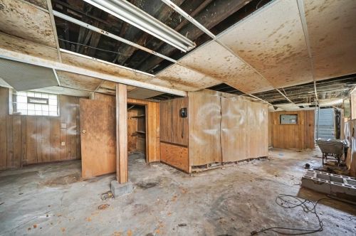 11736 State St, Chicago IL 60628-6135 exterior