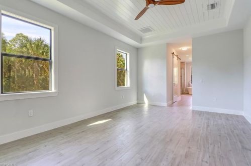 2081 20 Ave, Naples FL 34120-2317 exterior