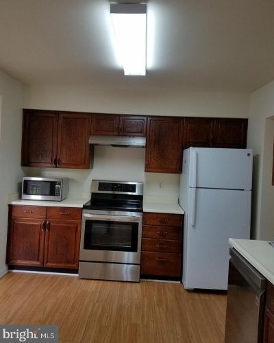 6505 Kemper Lakes Ct, Alexandria VA  22312-3160 exterior