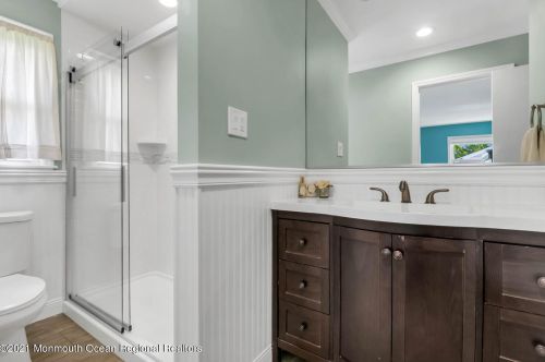 20 Walnut Pl, West Long Branch, NJ 07764-1622