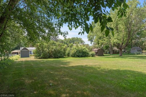 2083 Floral Dr, Saint Paul MN 55110-3849 exterior