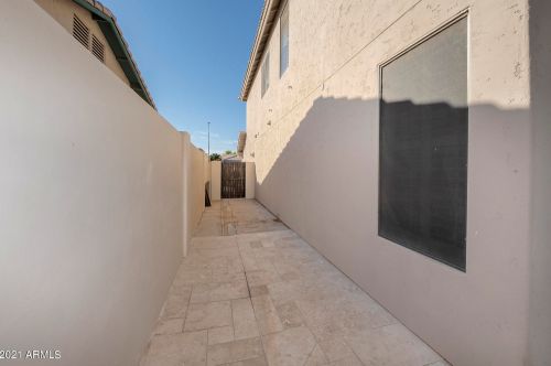 2112 Dublin Ln, Chandler AZ 85226-1653 exterior