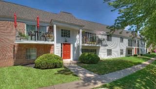 515 French Rd, Rochester NY  14618-5309 exterior