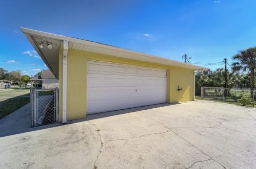 2503 21st Ave, Tampa FL 33605-2302 exterior