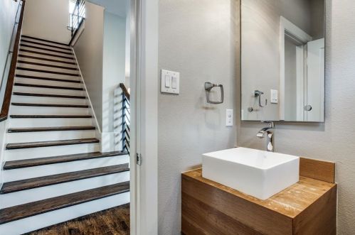 2119 Bennett Ave, Dallas TX 75206-6924 exterior