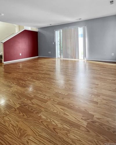 3245 Reeves Dr, Melvindale MI  48122-2034 exterior