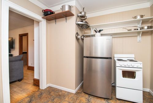 2040 70, Milwaukee WI 53223-2151 exterior