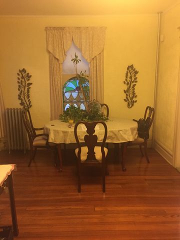 26 Durand Pl, Irvington NJ  07111-1806 exterior