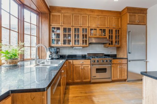 4439 Richmond St, Chicago IL 60622-4356 exterior