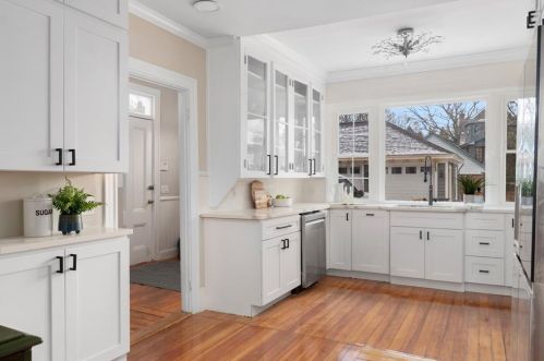 294 Doyle Ave, Providence RI  02906-3355 exterior