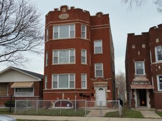 10513 Indiana Ave, Chicago IL  60628-2860 exterior