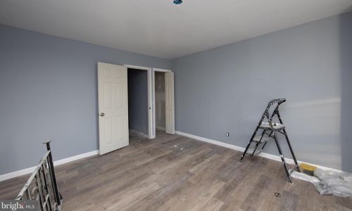 1070 Langham Ave, Camden NJ 08103-2818 exterior