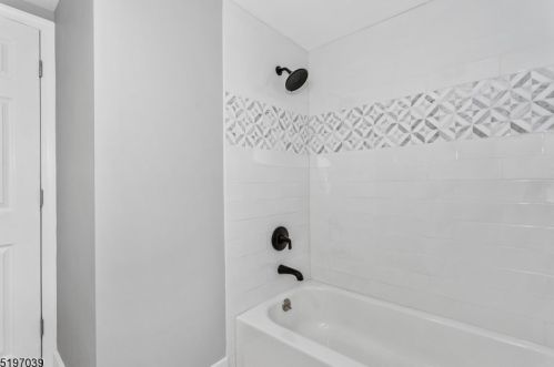 15 Shenandoah Cres, Wharton NJ  07885-2910 exterior