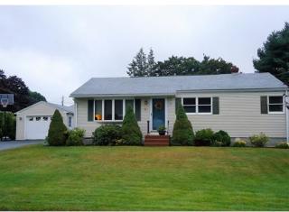 2 Judith St, Holyoke, MA 01040-1014