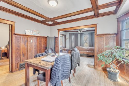 2187 47th St, Milwaukee, WI 53208-1230