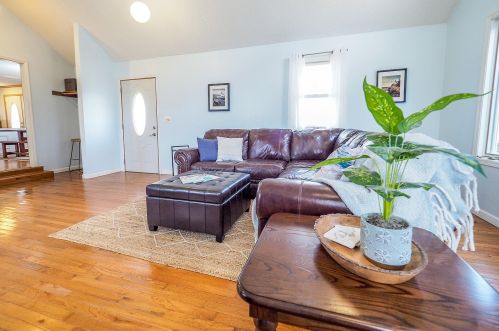 45551 Peninsula Dr, Grand Junction MI 49056-9462 exterior