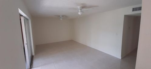 7502 Presley Pl, Tampa, FL 33617-8555