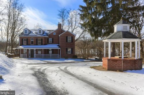 399 Barts Church Rd, Hanover, PA 17331-9021