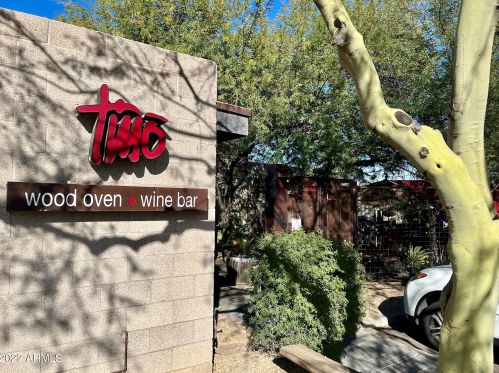 8424 Central Ave, Phoenix AZ 85020-3536 exterior