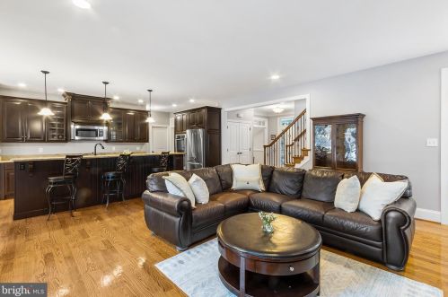 6 Kelly Ln, Media PA exterior