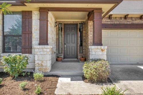 12304 Cardinal Flower Dr, Austin TX  78739-2125 exterior