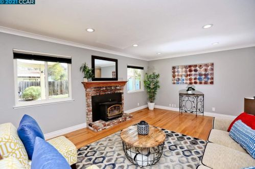 4080 Burbank Dr, Concord CA 94521-1023 exterior