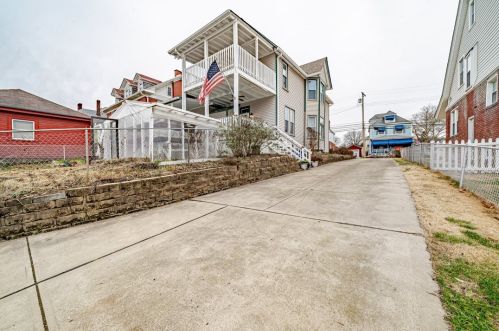 149 Ingram Ave, Pittsburgh PA 15205-2100 exterior