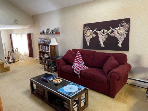 4 Dolly Dr, Commack NY 11725-2305 exterior