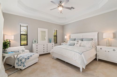 2794 Aviamar Cir, Naples FL 34114-9564 exterior