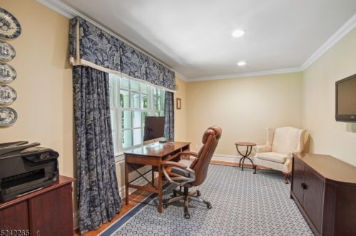 40 Linden Ln, Chatham Township NJ 07928-1654 exterior