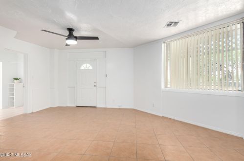 2701 Drexel Rd, Tucson AZ  85746-3821 exterior