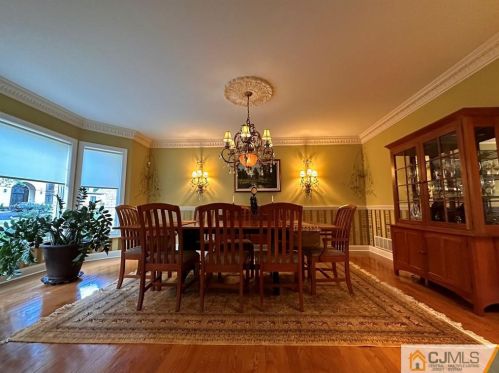 21 Southfield Rd, Edison NJ 08820-3141 exterior