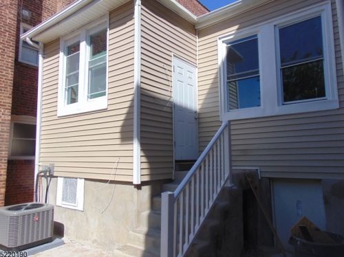 572 9th St, Newark NJ  07107-1908 exterior