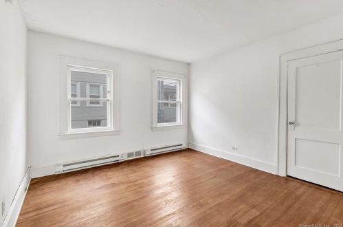 251 Flax Hl Rd, Norwalk CT 06854-2505 exterior