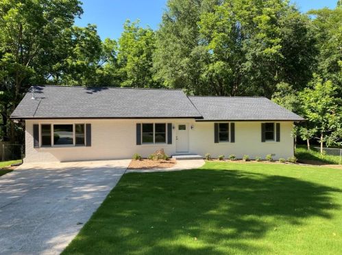 4090 Morgan Rd, Tucker GA  30084-3452 exterior