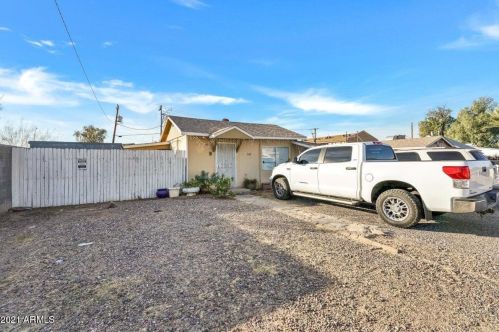 521 Carol Ave, Phoenix AZ 85021-2071 exterior