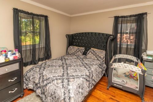 19 Briarwood Dr, Poughkeepsie NY 12601-5529 exterior