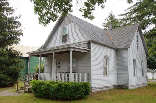 1925 Harding Ave, Meskegon MI 49441-1539 exterior