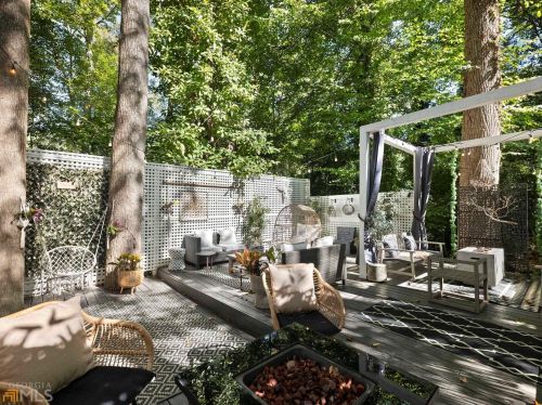 2671 Caldwell Rd, Atlanta GA exterior