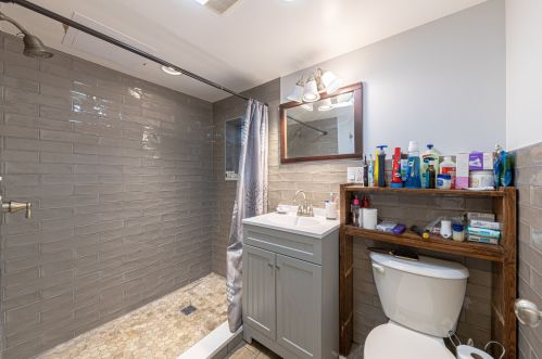 2543 Lotus Ave, Chicago IL 60641-3224 exterior