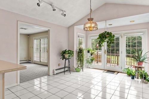 183 Appleton St, North Andover MA 01845-3119 exterior