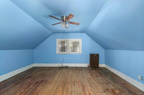 5812 De Giverville Ave, Saint Louis MO 63112-1617 exterior